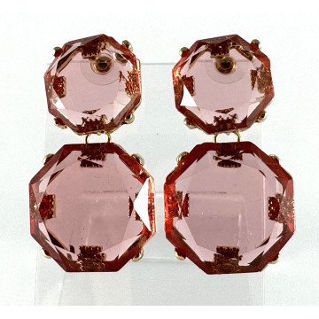 Double faceted resin...