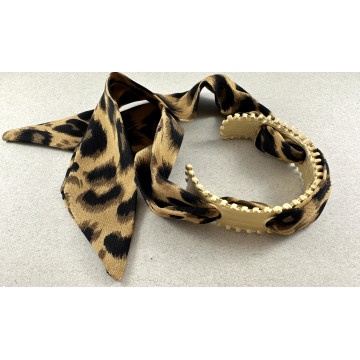 15mm gold cuff with leopard...