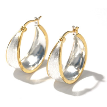 Gold edged matt silver...