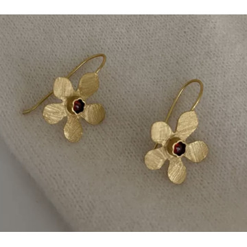 Gold flower drops with...