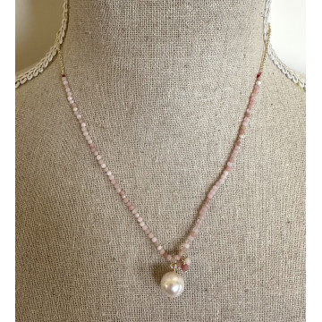 Faceted stone with single...