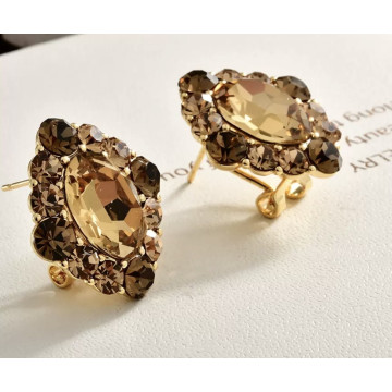 Antique style crystal...