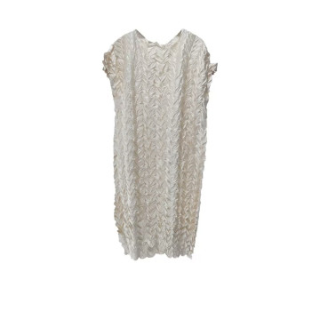 Zig zag pleat dress-Cream
